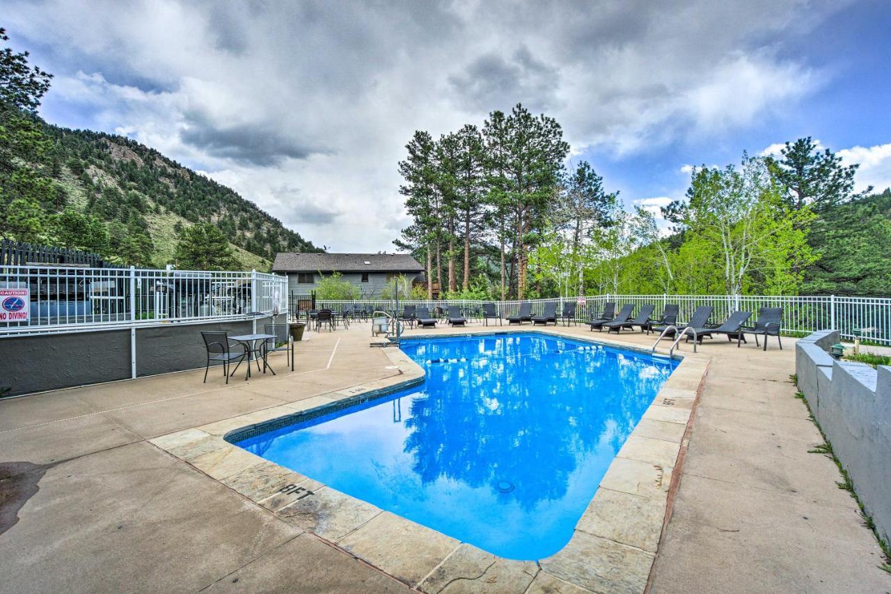 Estes Park Condo Rental Balcony With River Views! 외부 사진
